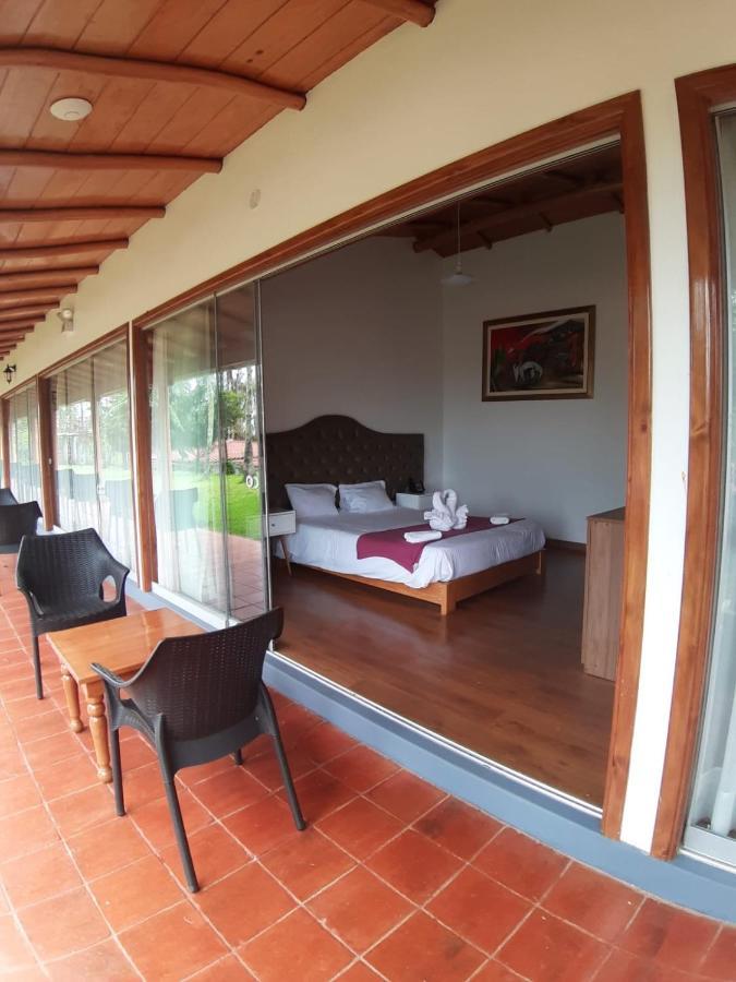La Ensenada Hotel チャチャポヤス エクステリア 写真