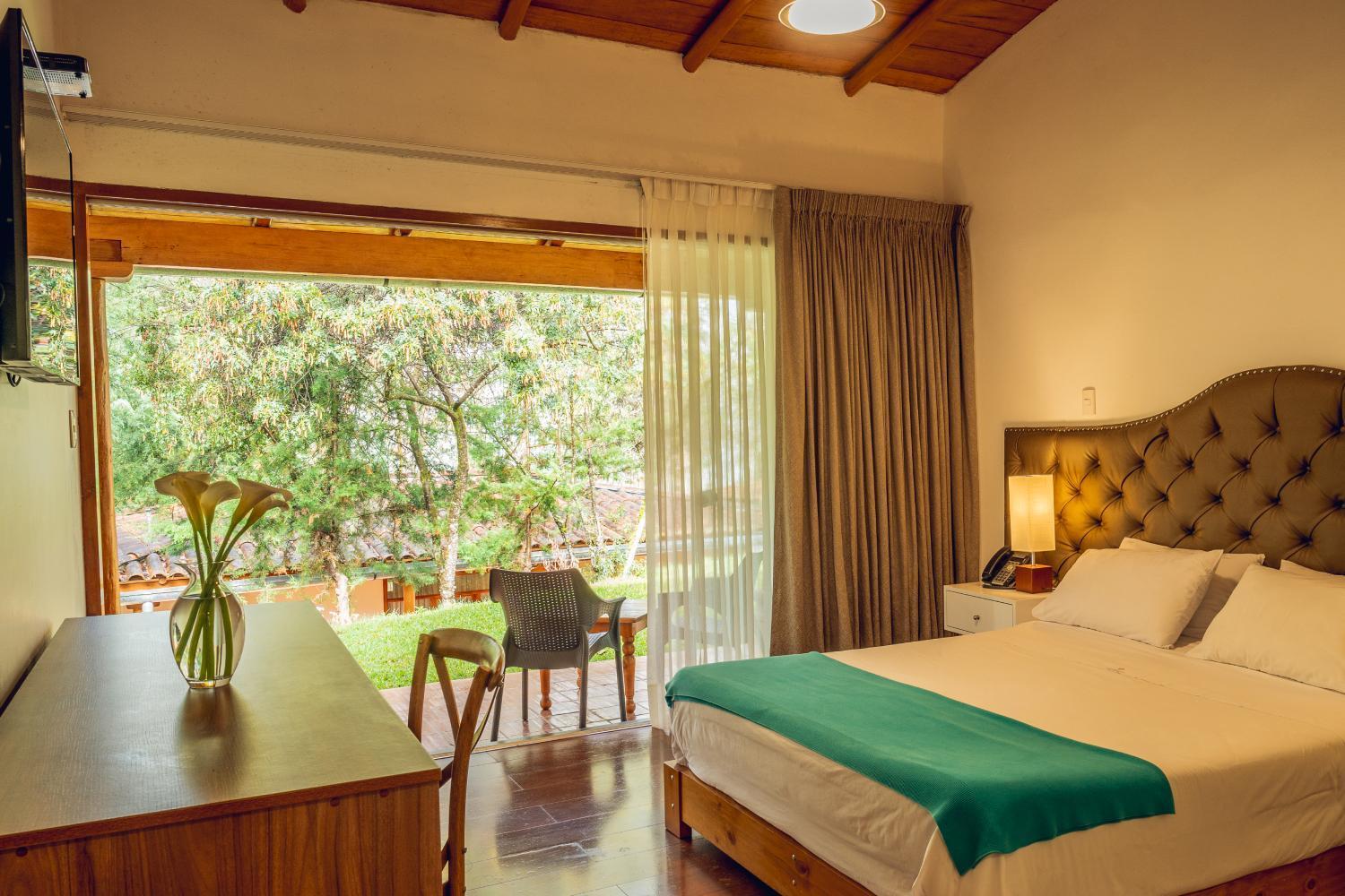 La Ensenada Hotel チャチャポヤス エクステリア 写真